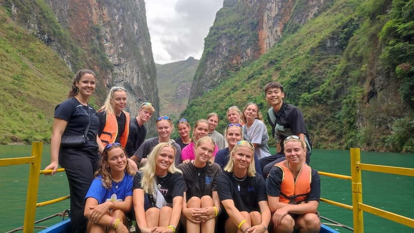 From Hanoi: Ha Giang Loop Motorbike Tours 3-Days 2-Nights - Day 1: Bac Sum Pass to Dong Van