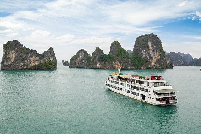 From Hanoi: Ha Long Bay Day tour 4-Star with Kayaking - Leaving Hanoi’s Old Quarter at 7:30 am