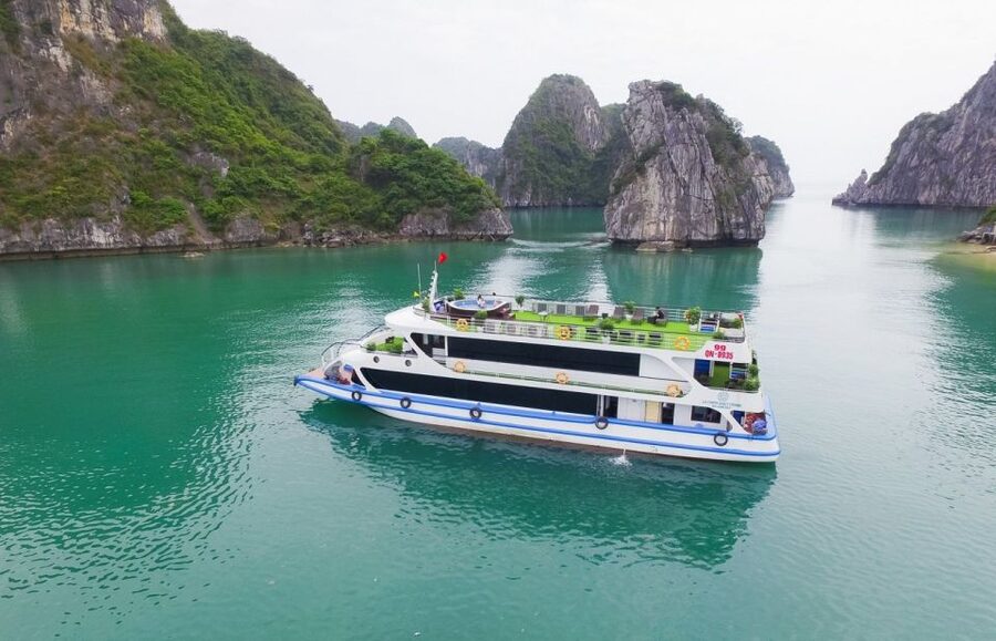 From Hanoi: Ha Long Bay Luxury Cruise Day Tour with Jacuzzi - Sunset party, coffee, and the onboard jacuzzi
