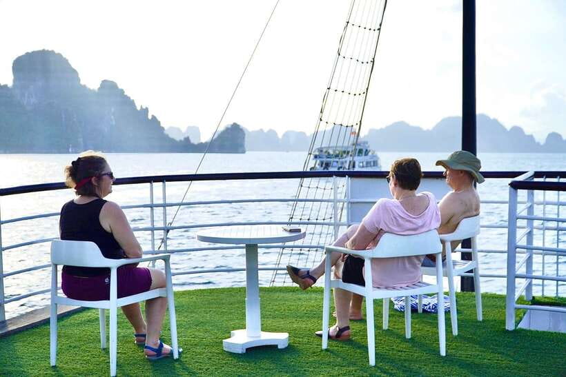 From Hanoi: Ha Long Bay Save-Cost Tours - Big & Small Groups - Luon Cave by kayak or bamboo boat