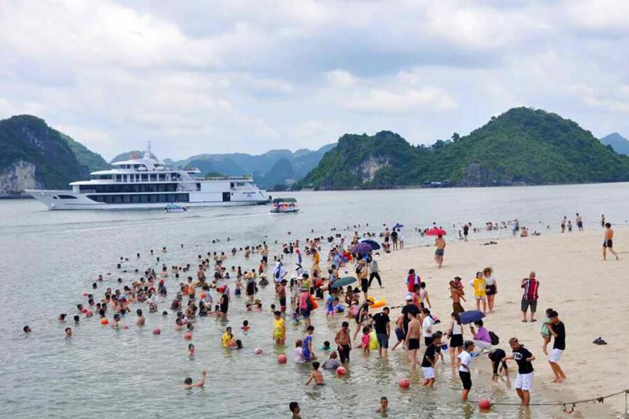 From Hanoi: Halong Bay 1 Day Trip Visit Cave, Island, Kayak - Walking through Sung Sot, the Surprise Cave