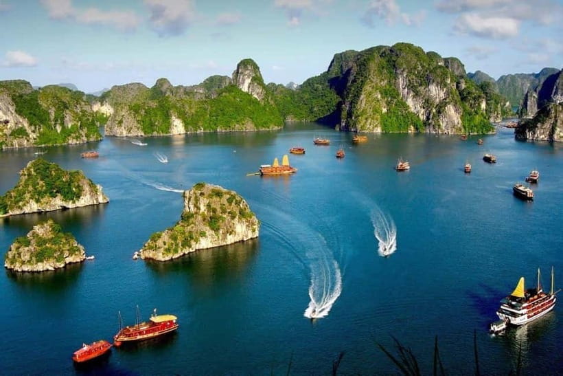 From Hanoi: Halong bay Luxury tour on 5 star cruise - Sung Sot Cave at Bo Hon Island