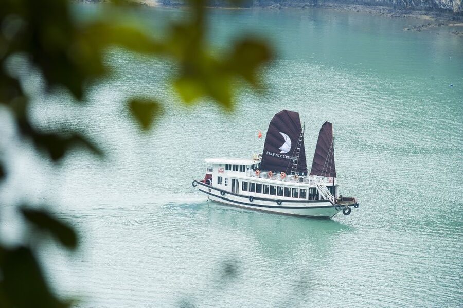 From Hanoi: Halong day trip, Route 2, 6hours, Small group - What the day really involves