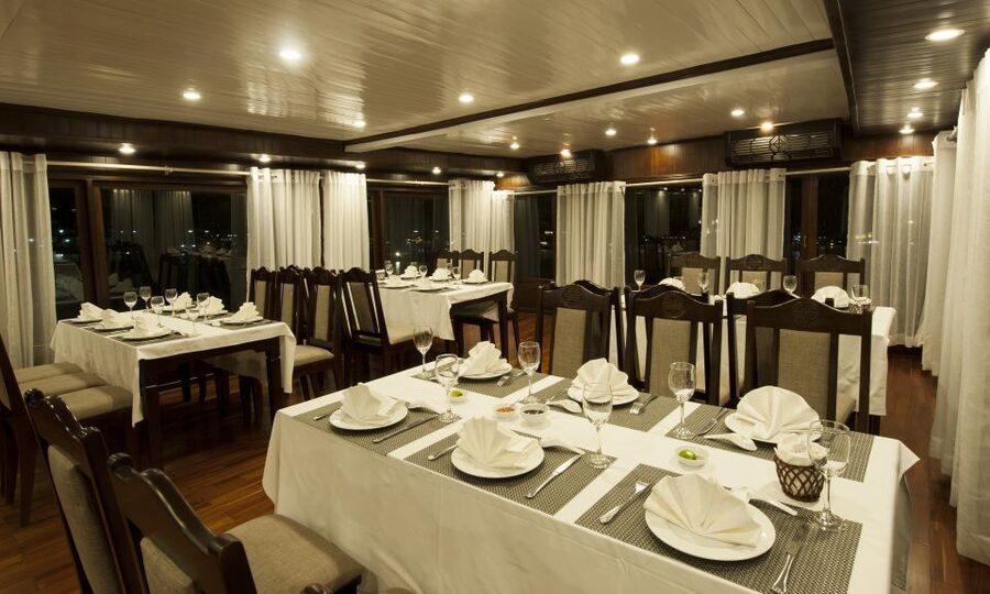 From Hanoi: Halong Explorer 3-Day Deluxe Cruise - Who should book this cruise?