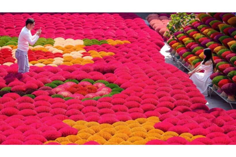 From Hanoi: Incense Village & Train Street Small Group Tour - Booking details worth knowing