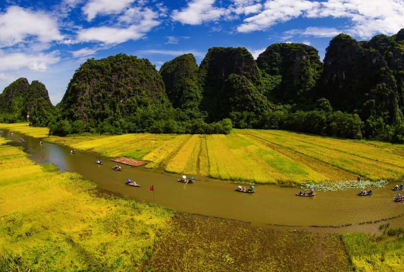 From Hanoi: Ninh Binh Boat Ride, Mua Cave Hike, Temple Visit - Shared group, VIP Dcar, or private tour