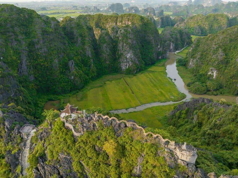 From Hanoi: Ninh Binh- Hoa Lu-Tam Coc- Mua Cave- Highlight - Guides Can Shape the Day