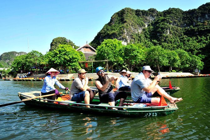 From Hanoi: Ninh Binh Tour Highlights - Transfer & Buffet Lunch - What the guide and group size add