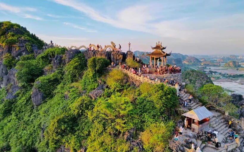 From Hanoi/NinhBinh: HoaLu-Bai Din- TrangAn- MuaCave-BichDon - Why this Ninh Binh day tour works