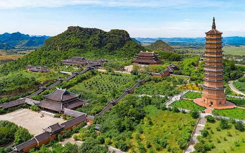 From Hanoi/NinhBinh: HoaLu-Bai Din- TrangAn- MuaCave-BichDon - Hoa Lu, Vietnam’s early royal capital