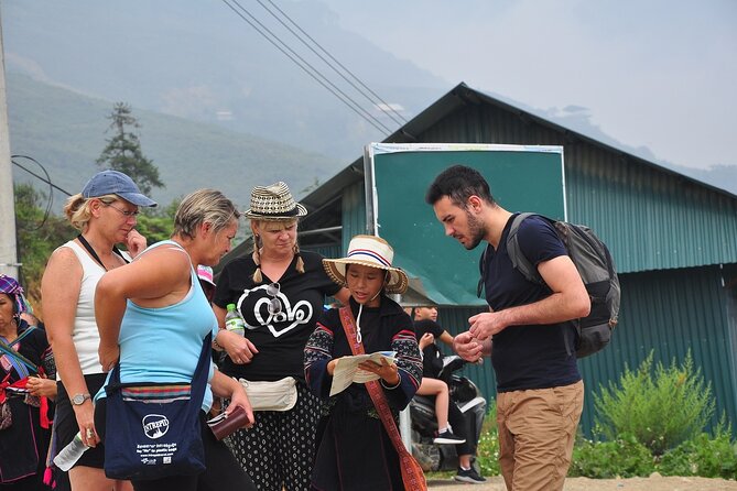 From Hanoi : Sapa Moutain Trek - Halong bay Heritage - Day 1: Hanoi to Sapa and a Black H’mong village