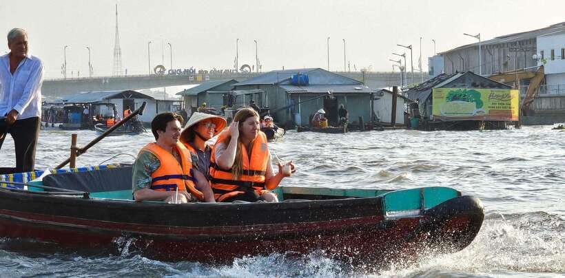 From HCM: Mekong Delta Can Tho Floating Market 2-Day Tour - Cai Rang Floating Market before the city wakes