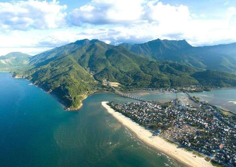 From Hue: Epic Coastline & Hidden Gems Tour to Hoi An - Marble Mountains: caves, shrines, and a tight schedule