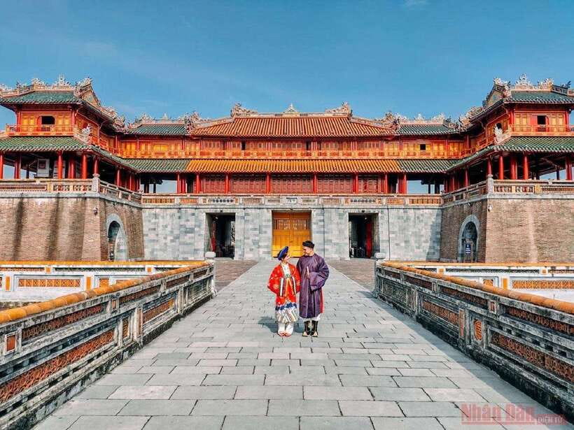From Hue : Full-Day City Highlights Tour with Lunch - Two hours inside the Imperial Citadel