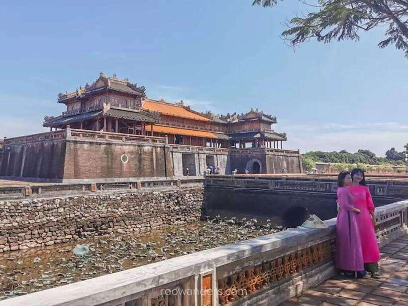 From Hue : Full-Day City Highlights Tour with Lunch - What to bring for a hot, active day