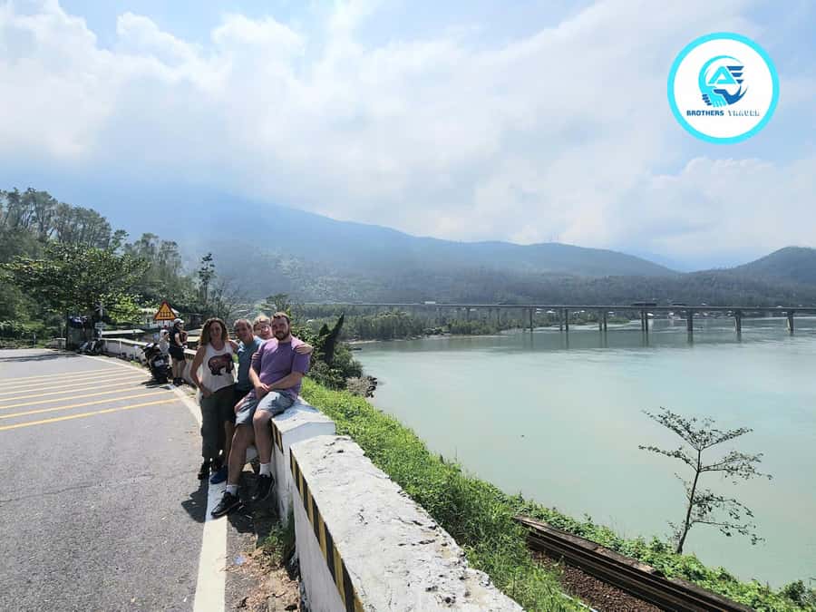 From Hue: Hoi An Guided Bus Tour with 4 Sightseeing Stops - The Guide Can Shape the Whole Day
