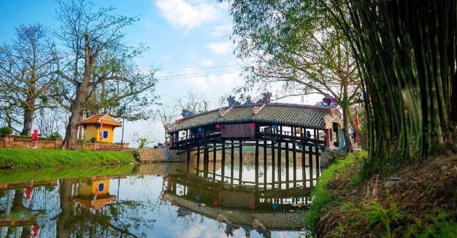 From Hue : Transfer Hue To Hoi An with Sightseeing Stops - Why this transfer beats a road-only ride