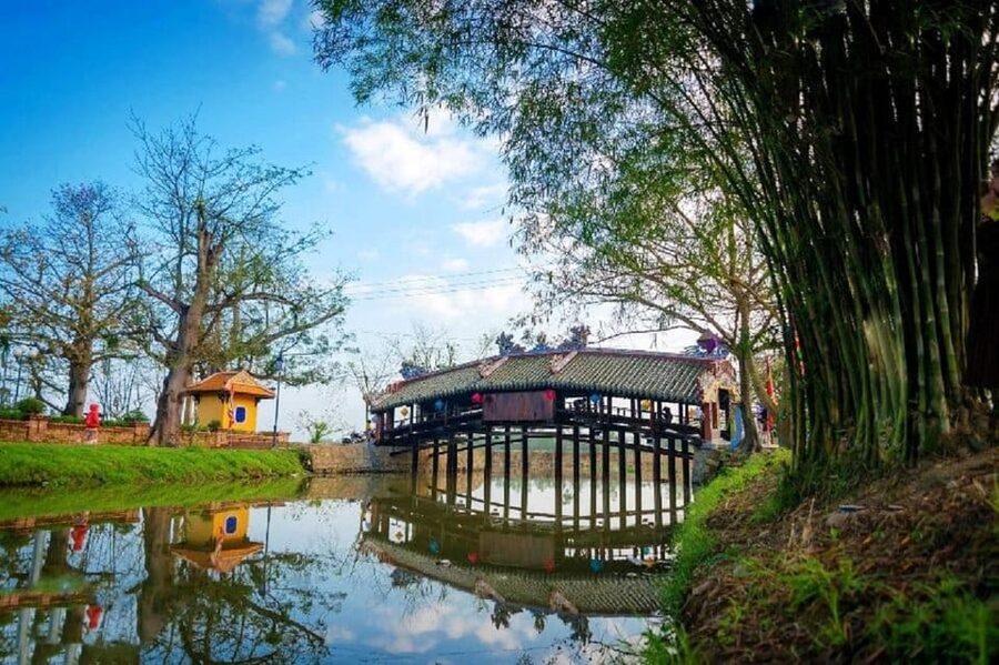 From Hue : Transfer Hue To Hoi An with Sightseeing Stops - Hai Van Pass and the best road views