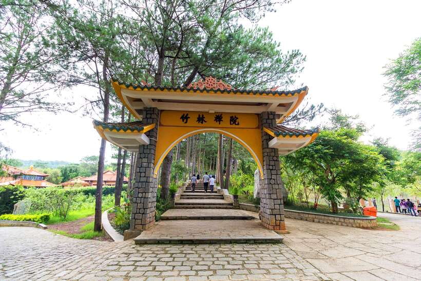 From Nha Trang: Best Seller Top Site Luxury Da Lat City Trip - Lunch and the rhythm of a guided day