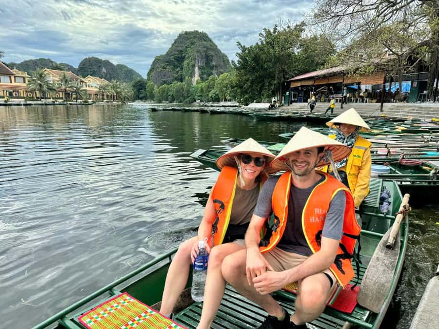 From Ninh Binh : Bai Dinh, Hoa Lu, Trang An, Mua Cave Tour - Who should book this day trip?