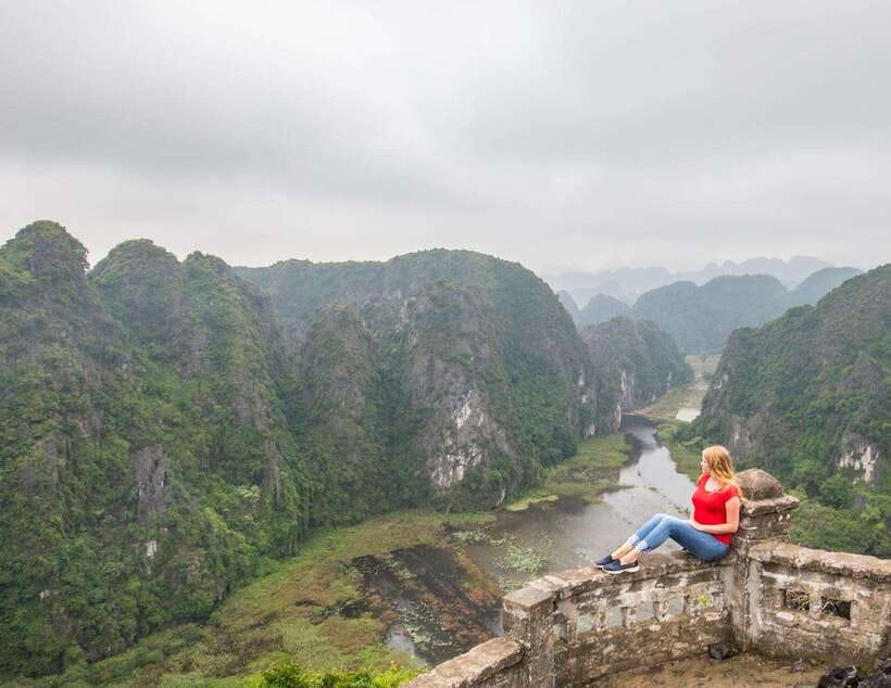 From Ninh Binh: Hoa Lu, Bai Dinh, Trang An, & Mua Cave Tour - Hoa Lu: Vietnam’s early capital among limestone hills