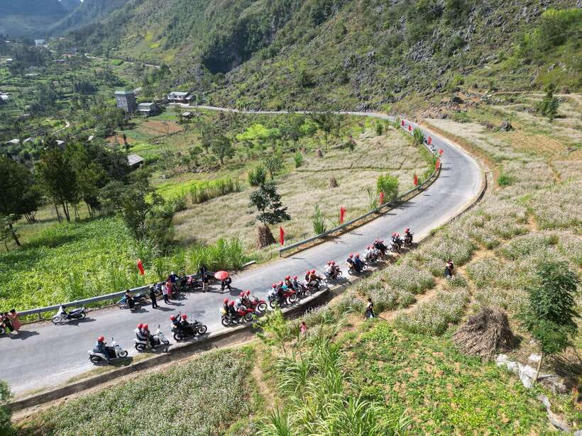 From Sapa: 2 Day Ha Giang Loop Motorbike Tour With Rider - The overnight route from Sapa to Ha Giang