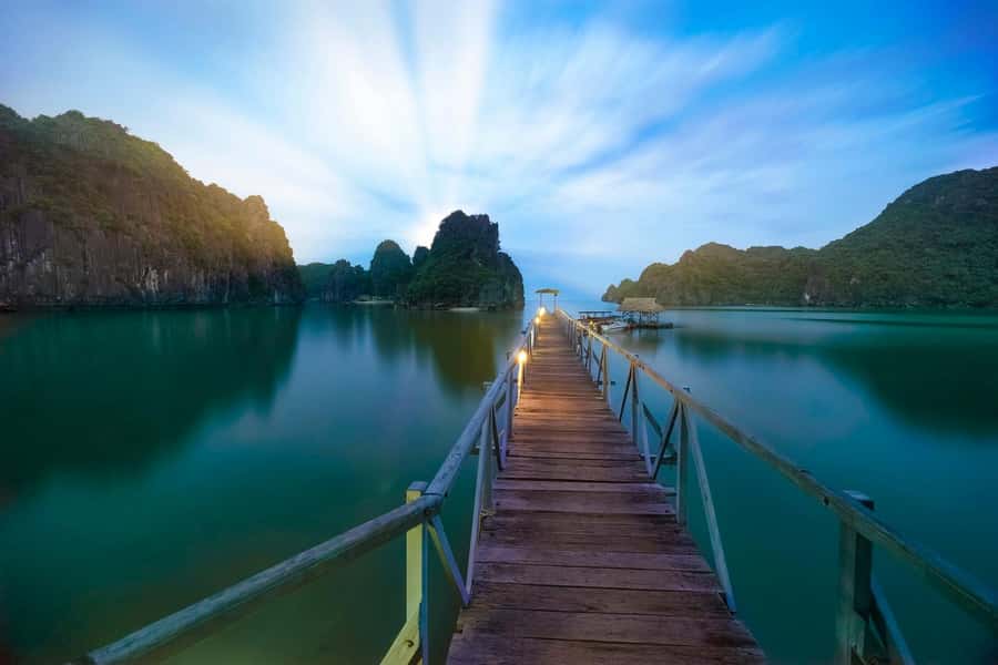 Full day boat trip with Cat Ba's captain Jack - From Cat Ba town to Cai Beo fishing village