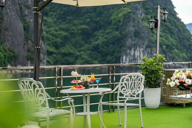 Full day Halong Bay Luxury Cruise - buffet lunch, kayak, swim. - Why this Halong Bay day cruise works