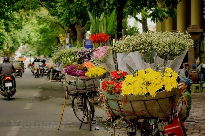 Full-Day Hanoi City Tour with Hidden Local Life Experience - Opera House, cathedral views, and the French-era center