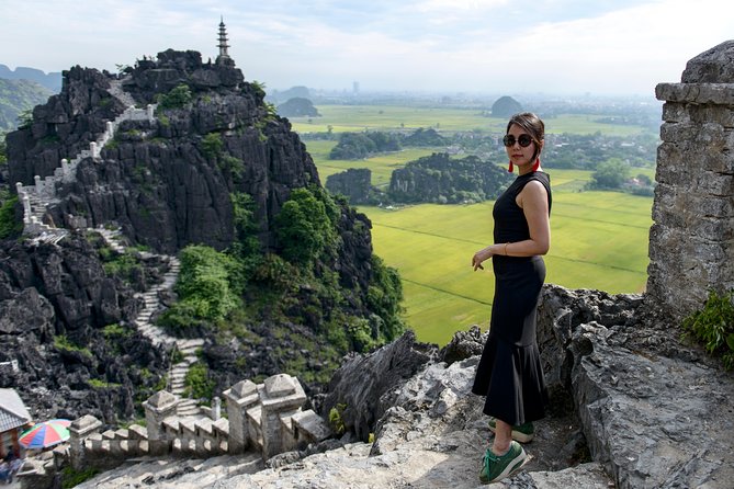 Full-Day Ninh Binh Highlights Tour from Hanoi - Lunch beside the Ngo Dong River