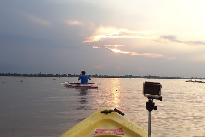 Full Day Off The Beaten Track the Mekong Delta. - Kayaking 3 to 5 kilometers through the delta