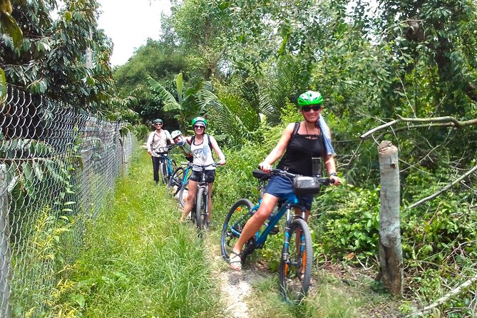 Full Day Off The Beaten Track the Mekong Delta. - Guides make a big difference