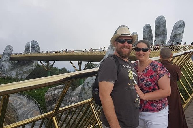 GOLDEN BRIDGE & BA NA HILLS & MARBLE MOUNTAIN-Private Guided Tour - A private guide makes the packed schedule work