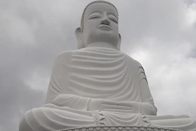 Golden Bridge-Monkey mountain-Dragon Bridge -Marble Mountain Fullday PrivateTour - A big Da Nang day from a 7:30 am start