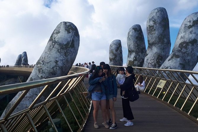 Golden Bridge trip and buffet lunch in the Bana Hills in Da Nang city - What private touring changes