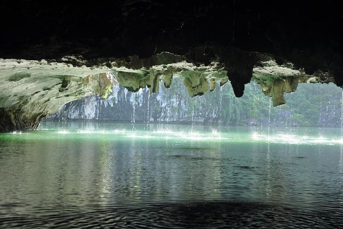 Group Halong Bay Day Cruise Including Hotel Transfers from Hanoi - The road matters almost as much as the bay