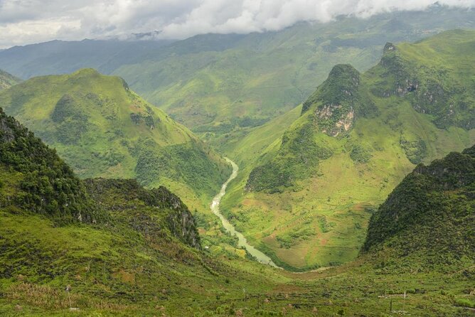 Ha Giang Army open Air Jeep 3 Days 2 Night Tour - Key points at a glance