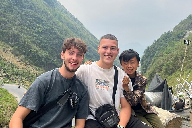 Ha Giang DIVINITY HORIZON TOUR with local easy rider 4 DAYS - Day 3: Khau Vai Canyon and the quieter road to Du Gia