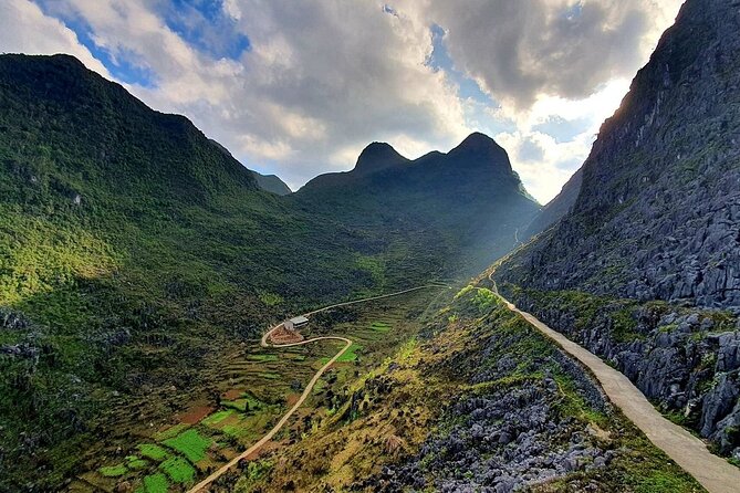 Ha Giang Easy Rider 3D3N - Riding with an easy rider instead of driving yourself