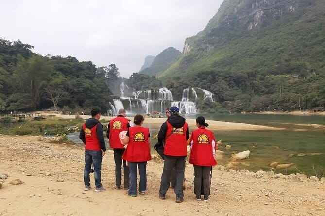 Ha Giang Loop - 6 Days Ride in Ban Gioc Waterfall and Ba Be Lake - Day 2: Ma Pi Leng Pass and Bao Lac