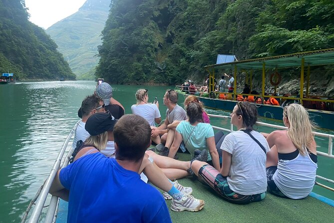 Ha Giang Loop Tour 2 days 1 nights with Ha Giang Vision Tour - Day two: Ma Pi Leng Pass and Tu San Canyon