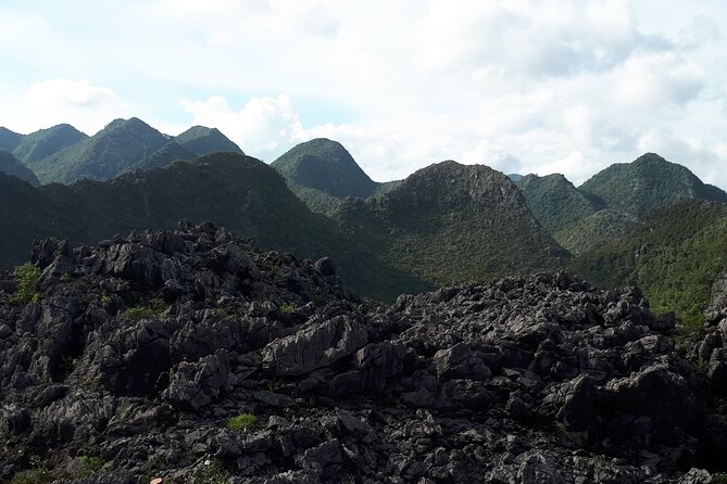 Ha Giang tour 3 days 2 nights - Day two: Dong Van Geopark and the famous Ma Pi Leng Pass