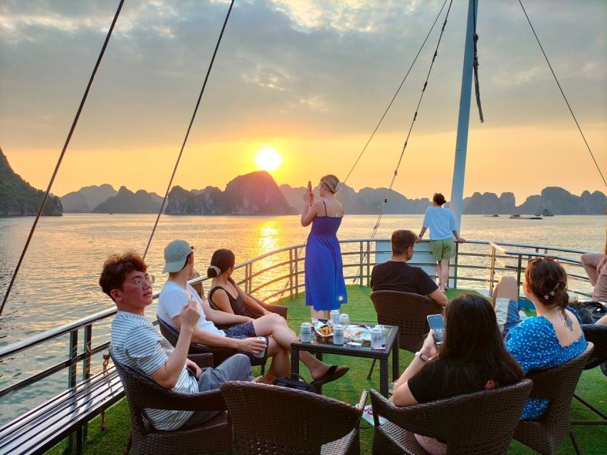 Ha Long: Afternoon Cruise with Lunch, Kayaking, and Swimming - Key points at a glance