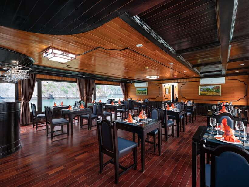 Ha Long Bay: 2-Day Tour with La Pandora Boutique Cruise - Why two days works better than a day trip