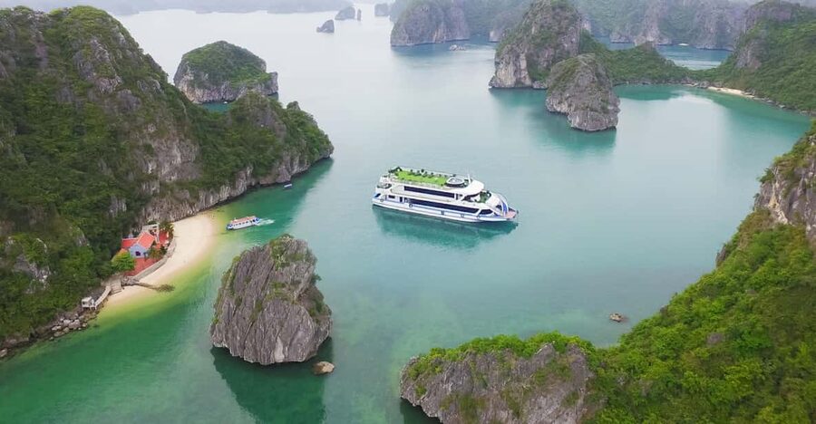 Ha Long Bay 8 hours daily tour on LA CASTA DAILY CRUISE - Key points to know before booking