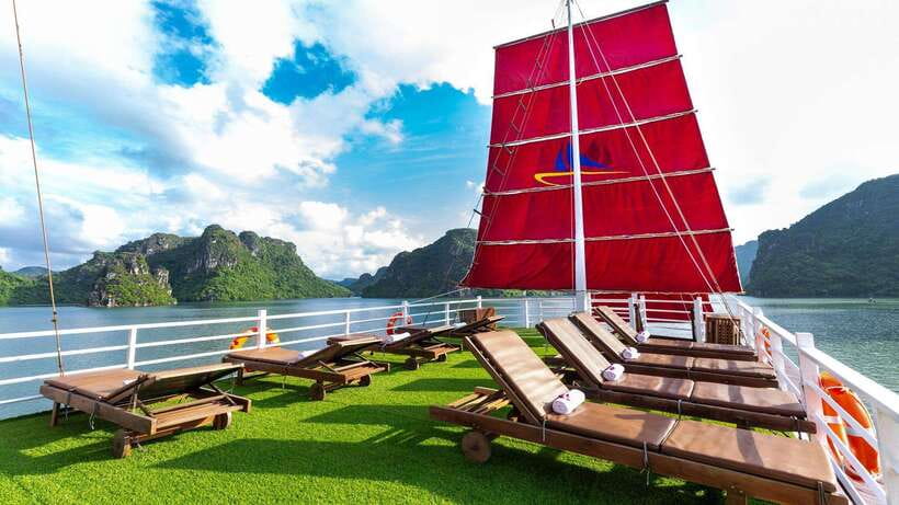 Ha Long Bay - Bai Tu Long Bay Luxury Boat Tour & Transfer - Who will enjoy this day most