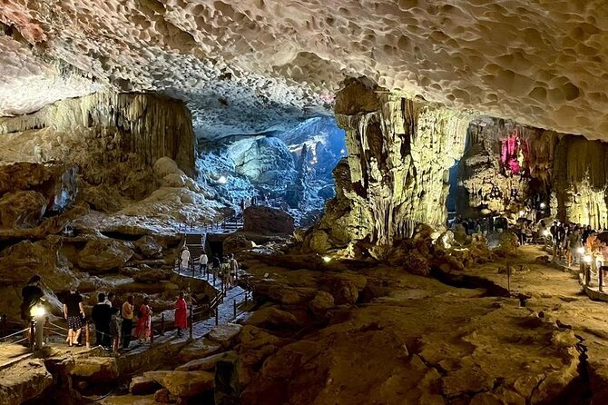 Ha Long Bay Day Cruise From Ha Noi - Surprising Cave and the Bo Hon archipelago
