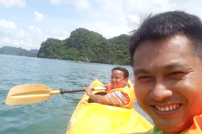 Ha Long Bay Six Hours Trip Kayaking & Swimming on Beach - Surprising Cave and its unusual formations