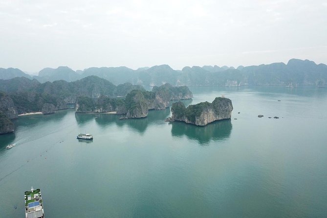 Ha Long Bay Six Hours Trip Kayaking & Swimming on Beach - Luon Cave by kayak or bamboo boat