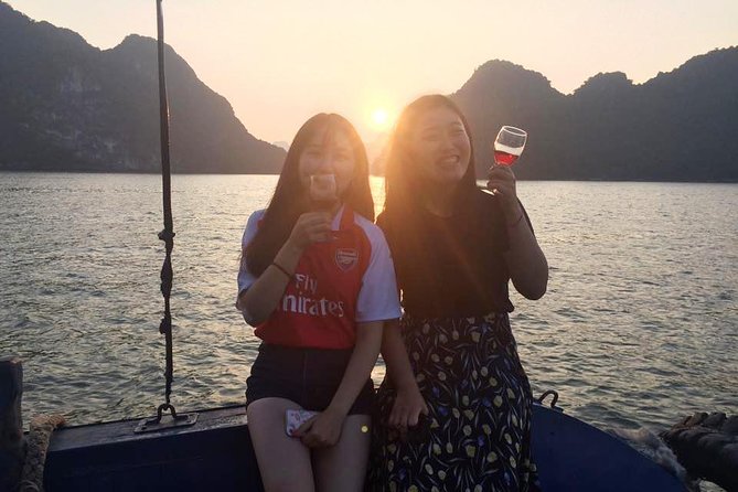 Ha Long Full Day Deluxe Trip - Long Route (6-Hour Trip) - Lunch With Ha Long Bay Views